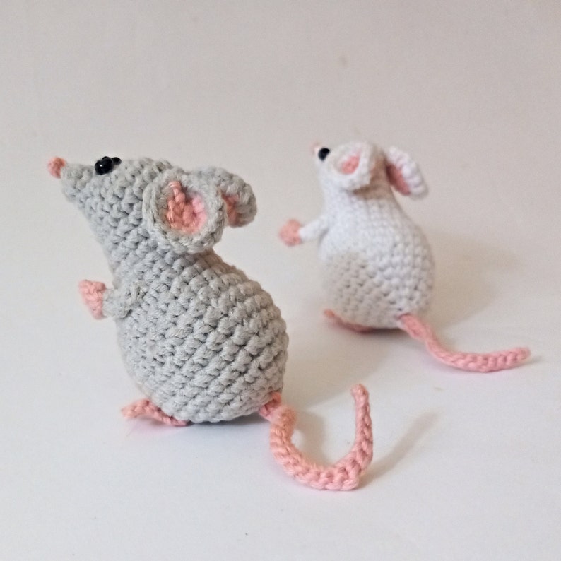 Small Mouse - Crochet Pattern