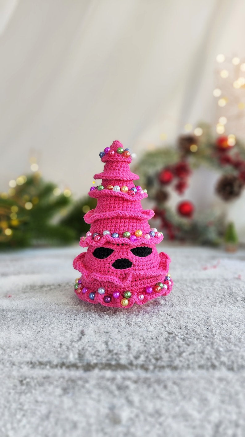 Creepy Christmas Tree - Crochet Pattern