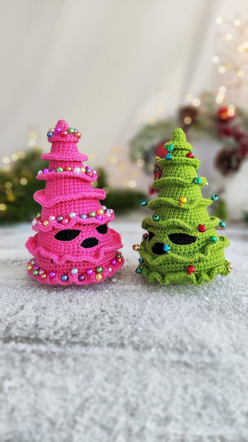 Creepy Christmas Tree - Crochet Pattern